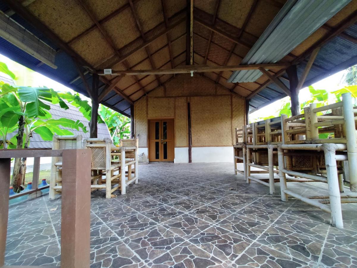 Coconut Gili Meno Hotel Exterior foto